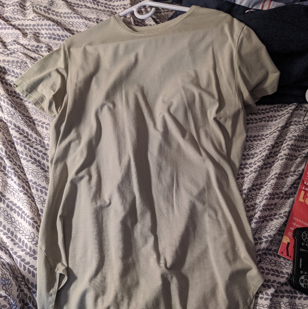 Alphalete hex tee